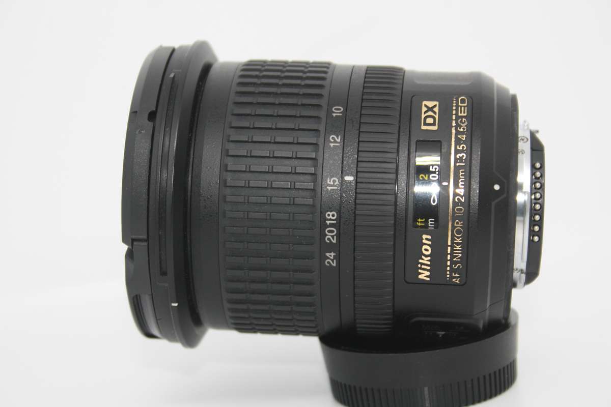 Nikon AF-S DX NIKKOR 10-24mm f/3.5-4.5G ED Lens