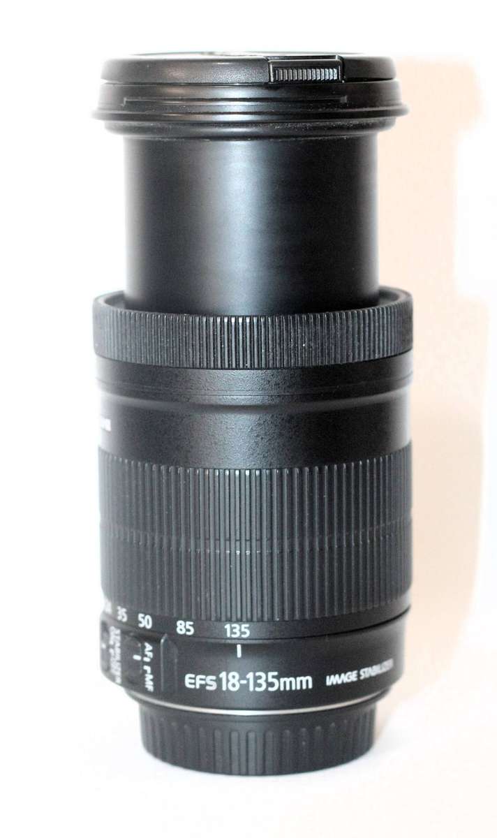 Canon EF-S 18-135mm f/3.5-5.6 IS Lens