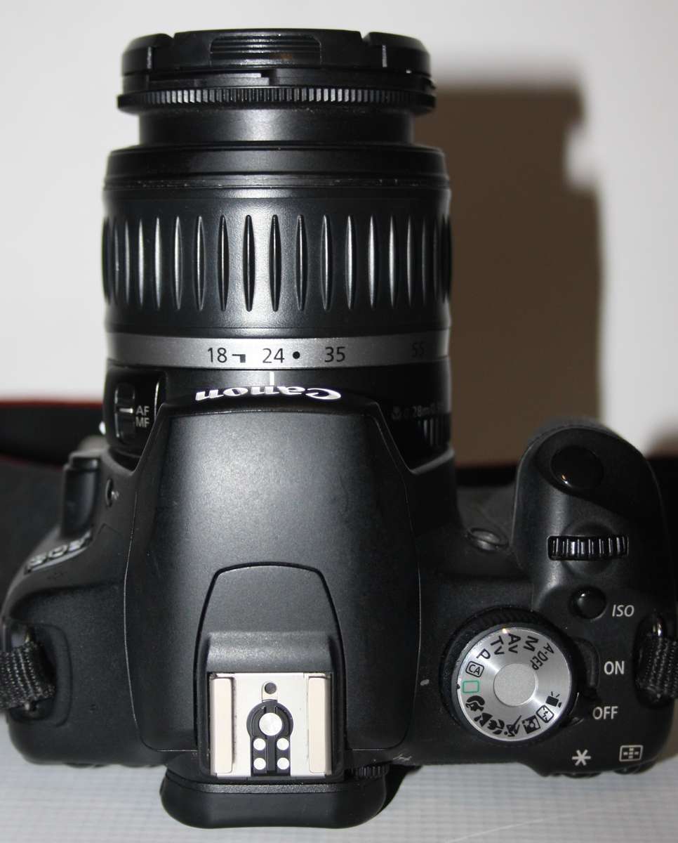 Canon EOS 500D 15MP Digital SLR ,FULL HD VIDEO  With /EF-S 18-55mm f/3.5-5.6 II Lens