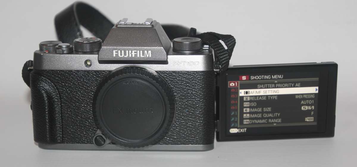 FUJIFILM X-T100 Mirrorless Digital Camera (Body Only, Black)