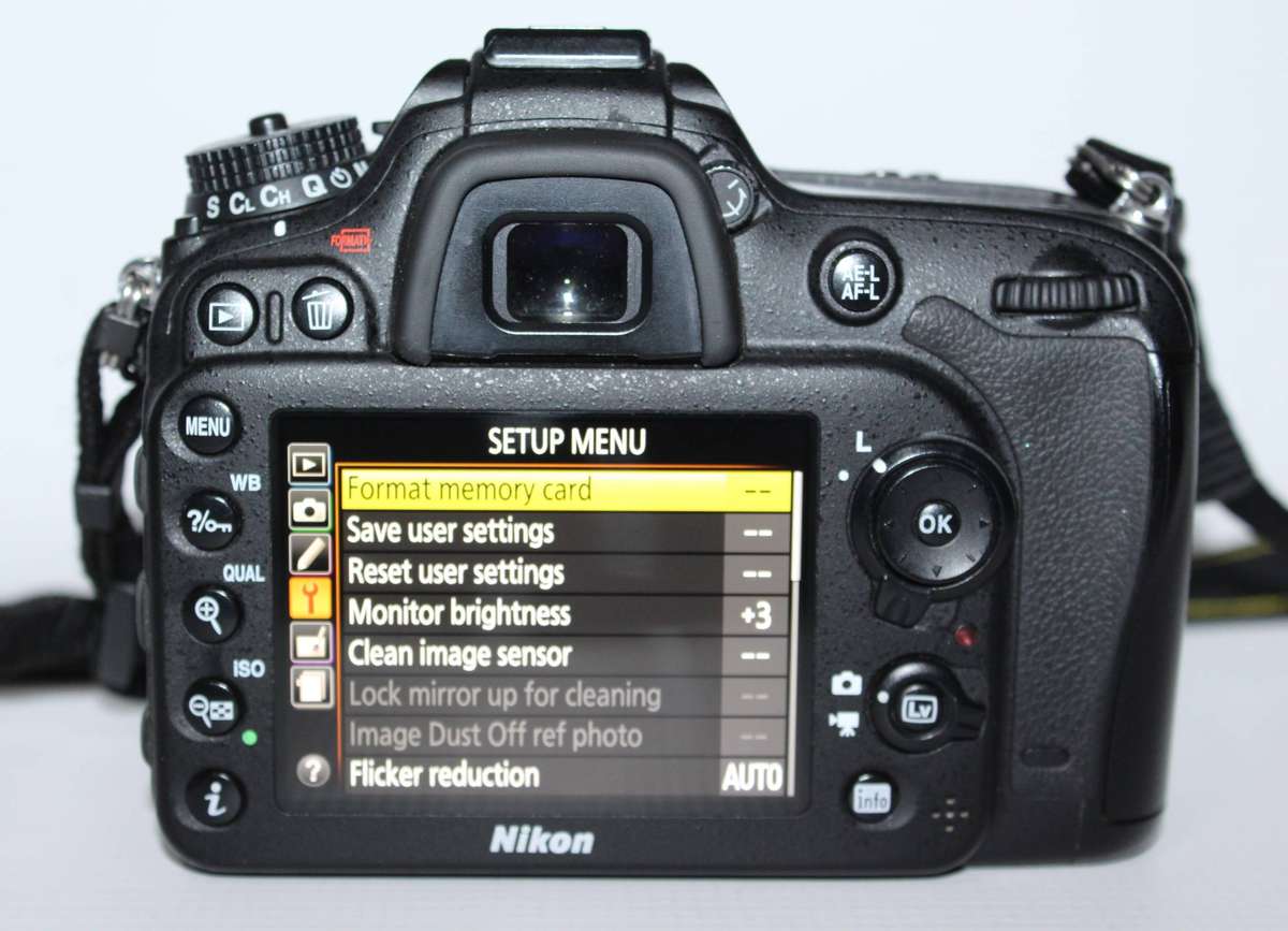 Nikon D7100 24.1 MP DX-Format CMOS Digital SLR (Body Only)