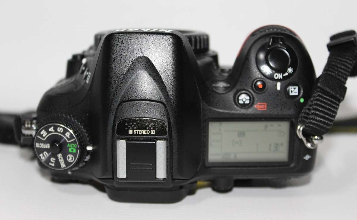 Nikon D7100 24.1 MP DX-Format CMOS Digital SLR (Body Only)