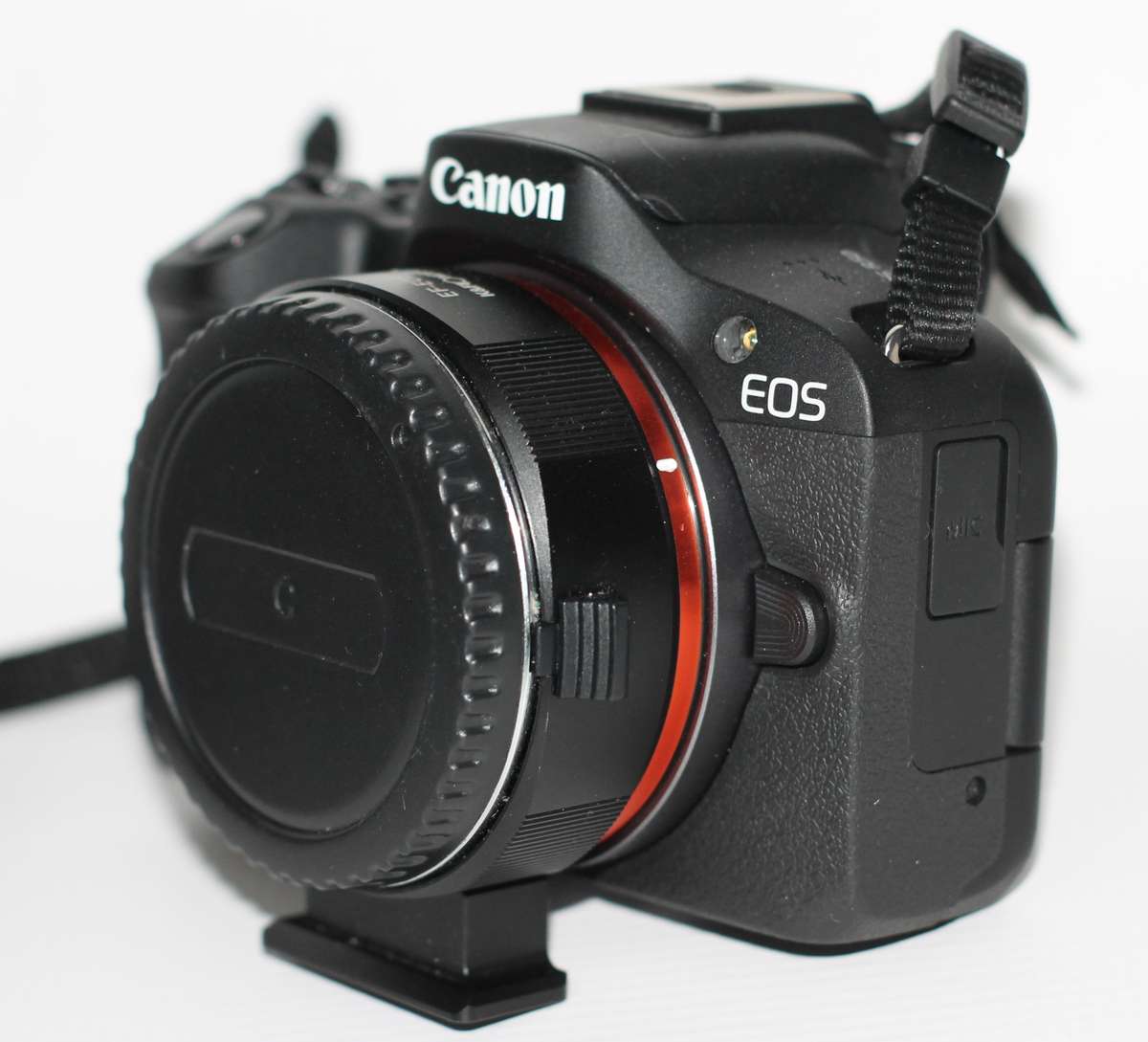 Canon EOS R50 Mirrorless Camera With EF-EOS R AF ADAPTER