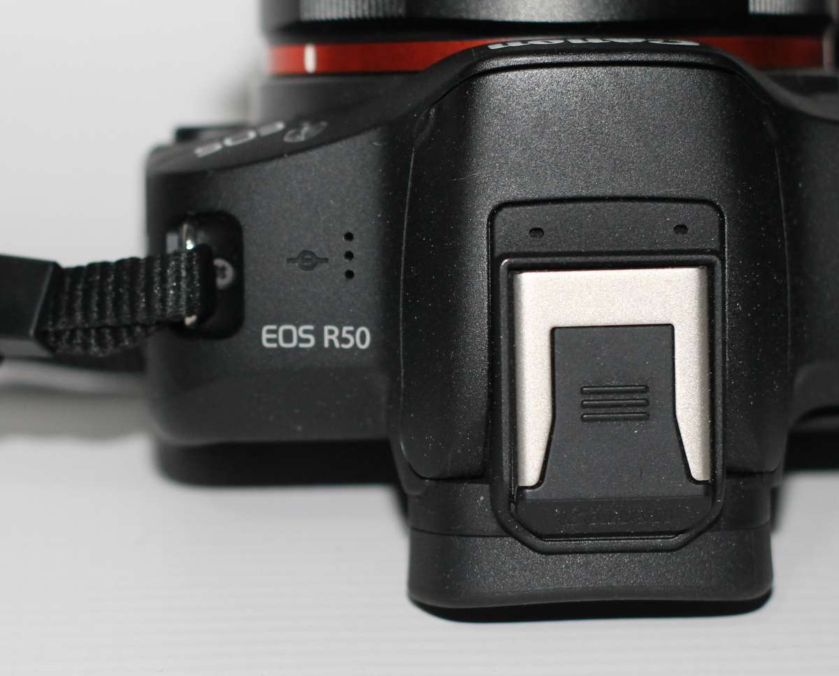 Canon EOS R50 Mirrorless Camera With EF-EOS R AF ADAPTER