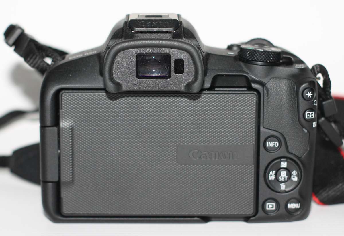 Canon EOS R50 Mirrorless Camera With EF-EOS R AF ADAPTER