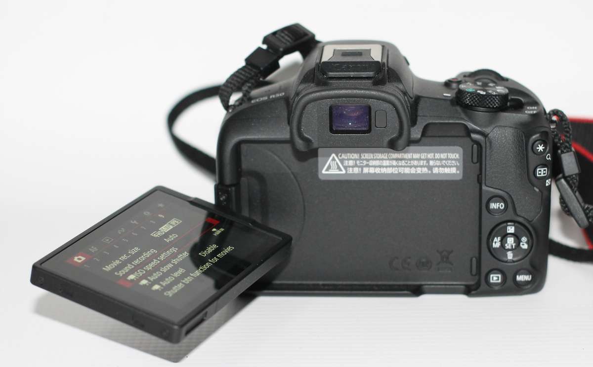 Canon EOS R50 Mirrorless Camera With EF-EOS R AF ADAPTER