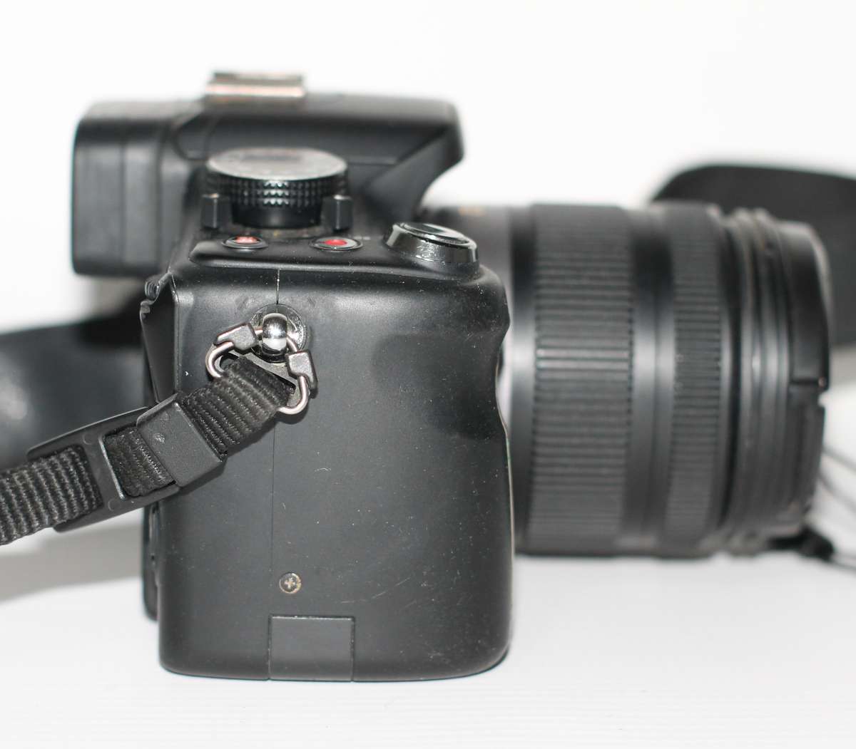 Panasonic Lumix DMC-G2 12.1 MP Live MOS Mirrorless Camera Touch Screen LCD and 14-42mm Lumix G Lens