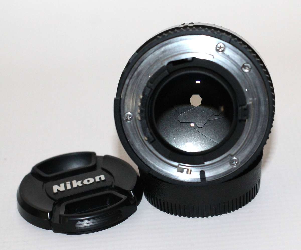 Nikon AF Nikkor 50mm f/1.4D Camera Lens
