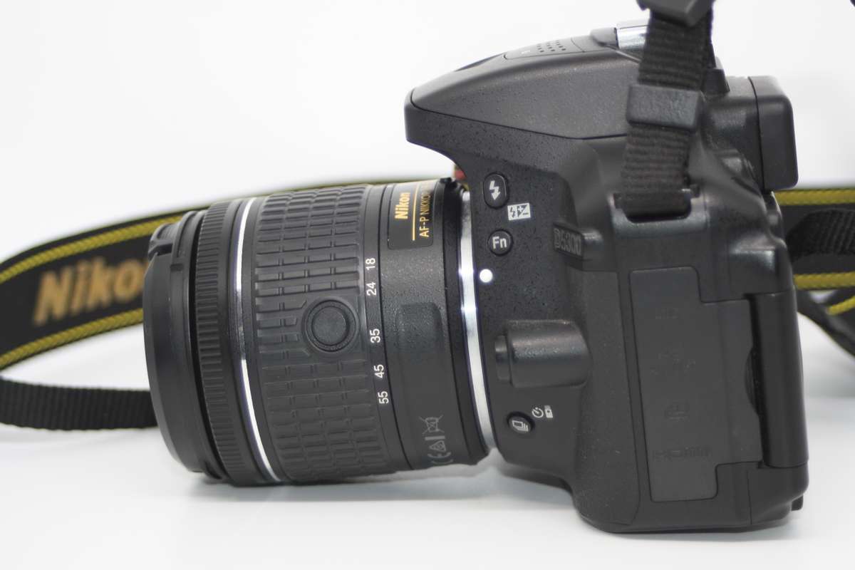 Nikon D5300 DSLR with AF-P DX 18-55mm f/3.5-5.6G VR Zoom Lens