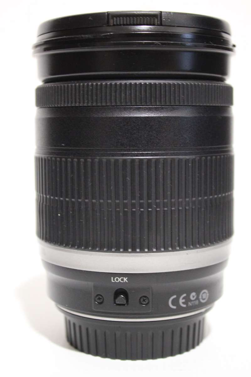 CANON EF-S 18-200mm f/3.5-5.6 IS IN VERY GOOD CONDITION