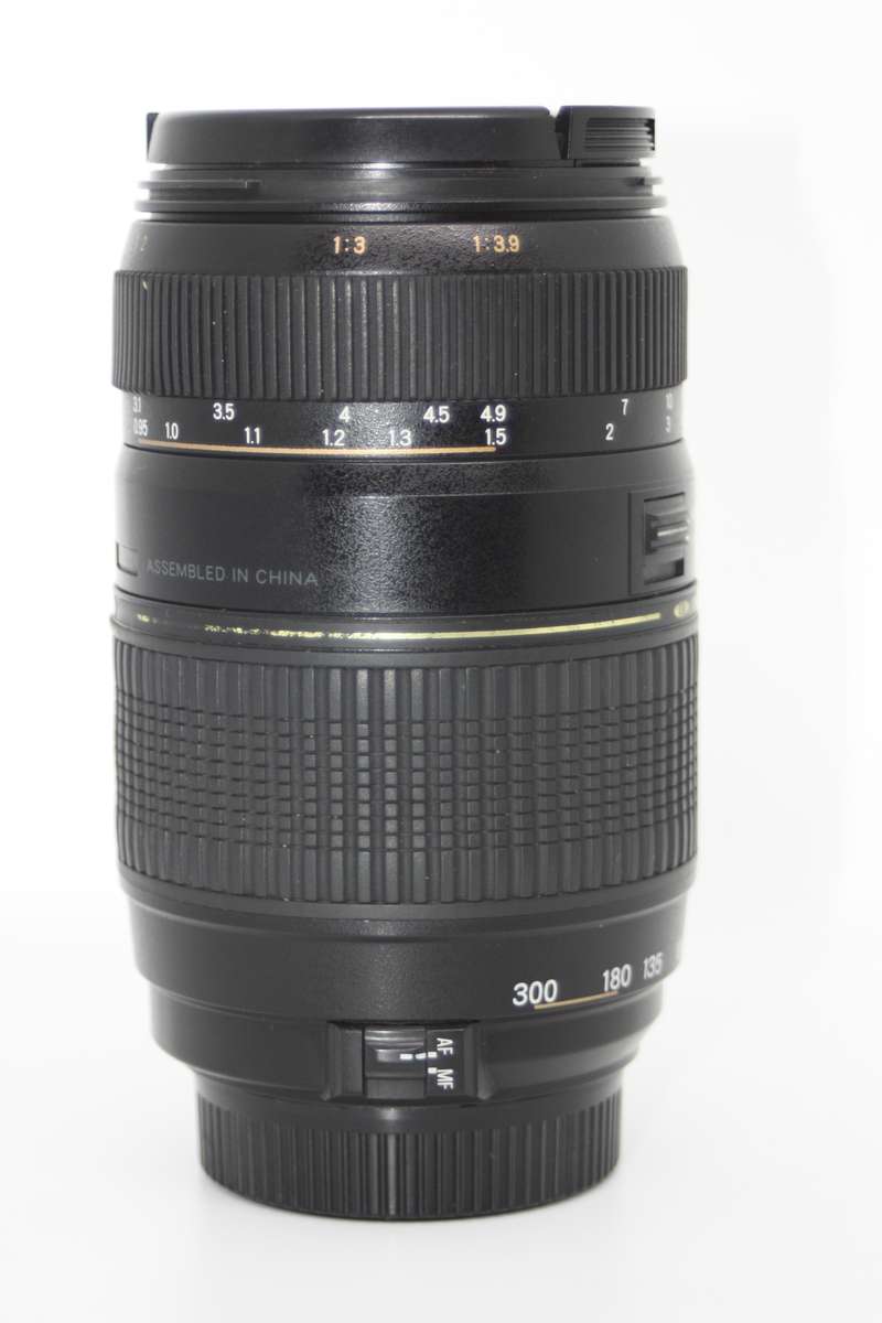 Tamron A F 70-300mm f/4.0-5.6 Di LD Macro Zoom Lens with Built in Motor for Nikon Digital SLR