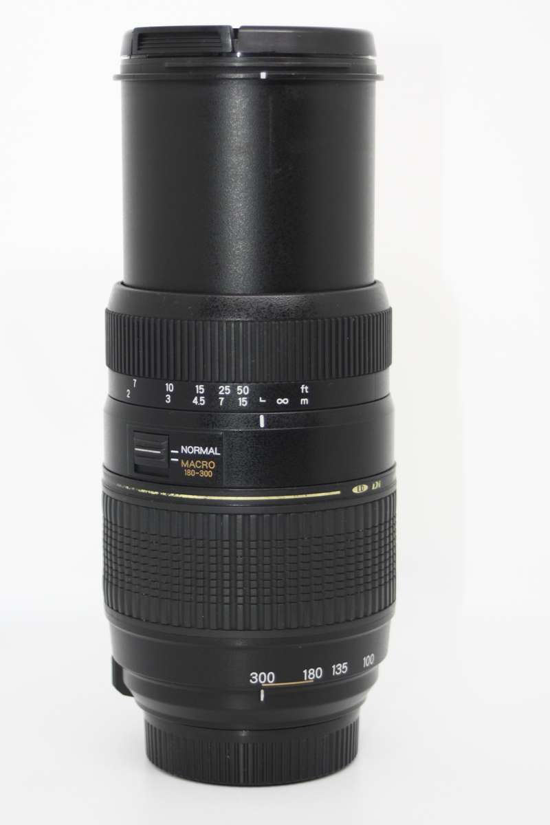 Tamron A F 70-300mm f/4.0-5.6 Di LD Macro Zoom Lens with Built in Motor for Nikon Digital SLR