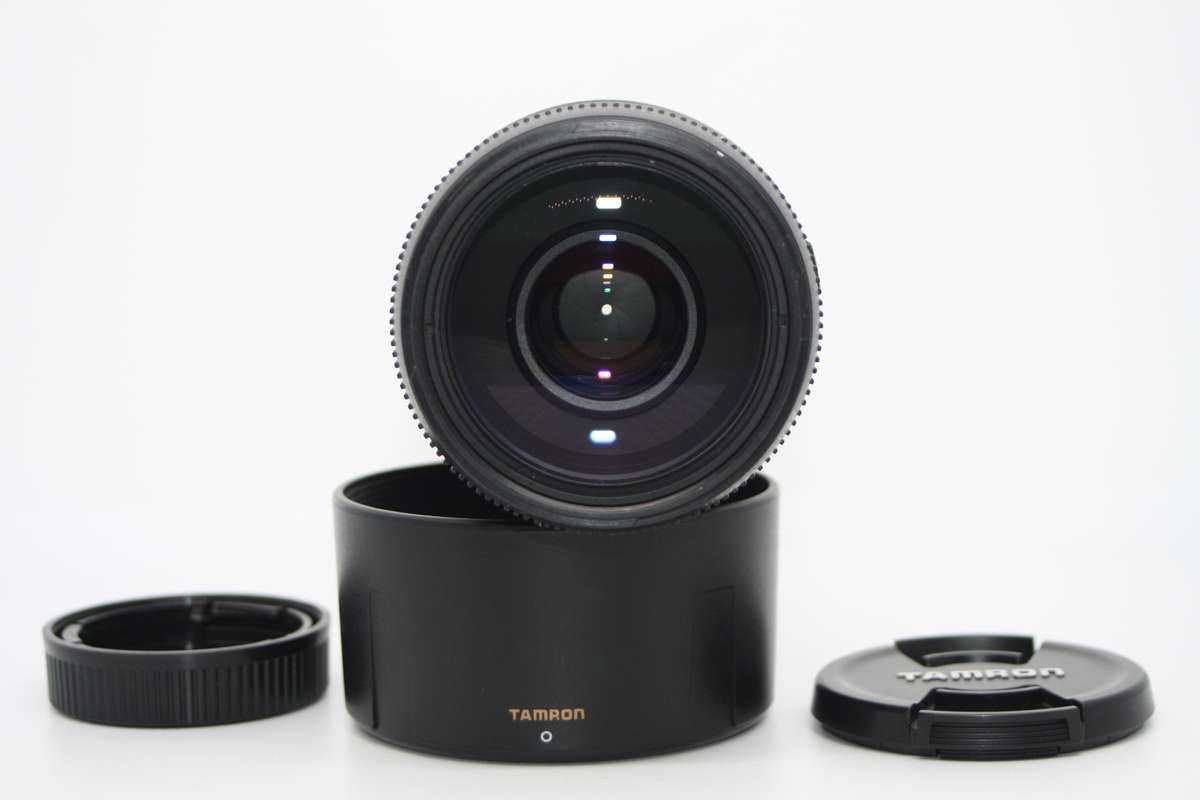 Tamron A F 70-300mm f/4.0-5.6 Di LD Macro Zoom Lens with Built in Motor for Nikon Digital SLR