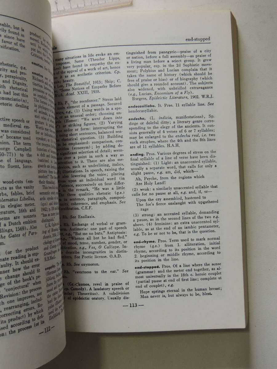 Dictionary Of World Literature - ed Joseph T. Shipley