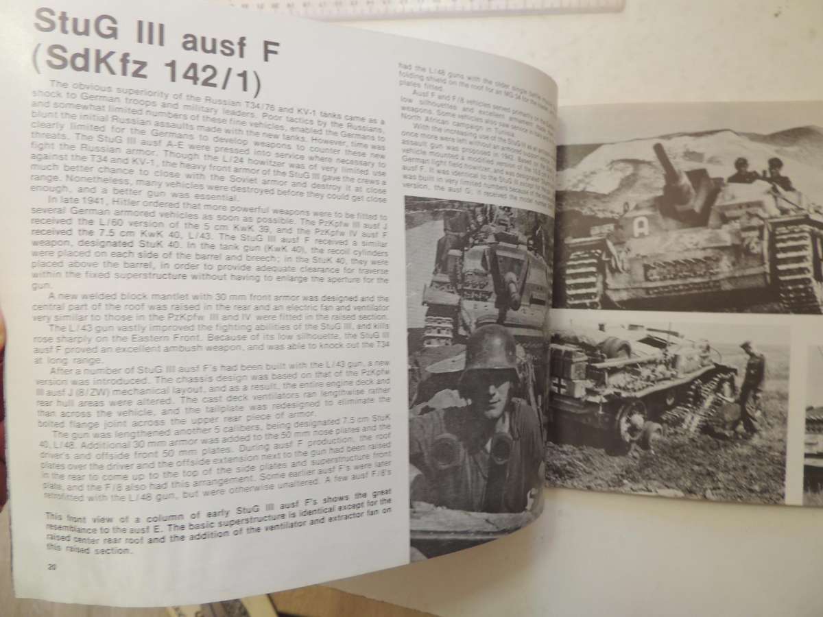 Squadron / Signal Publications Armor No.14: Sturmgeschutz III In Action - Bruce Culver