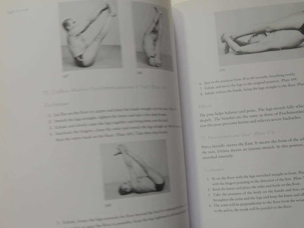 Light On Yoga: The Classic Guide To Yoga From The World's Foremost Authority - B.K.S. Iyengar