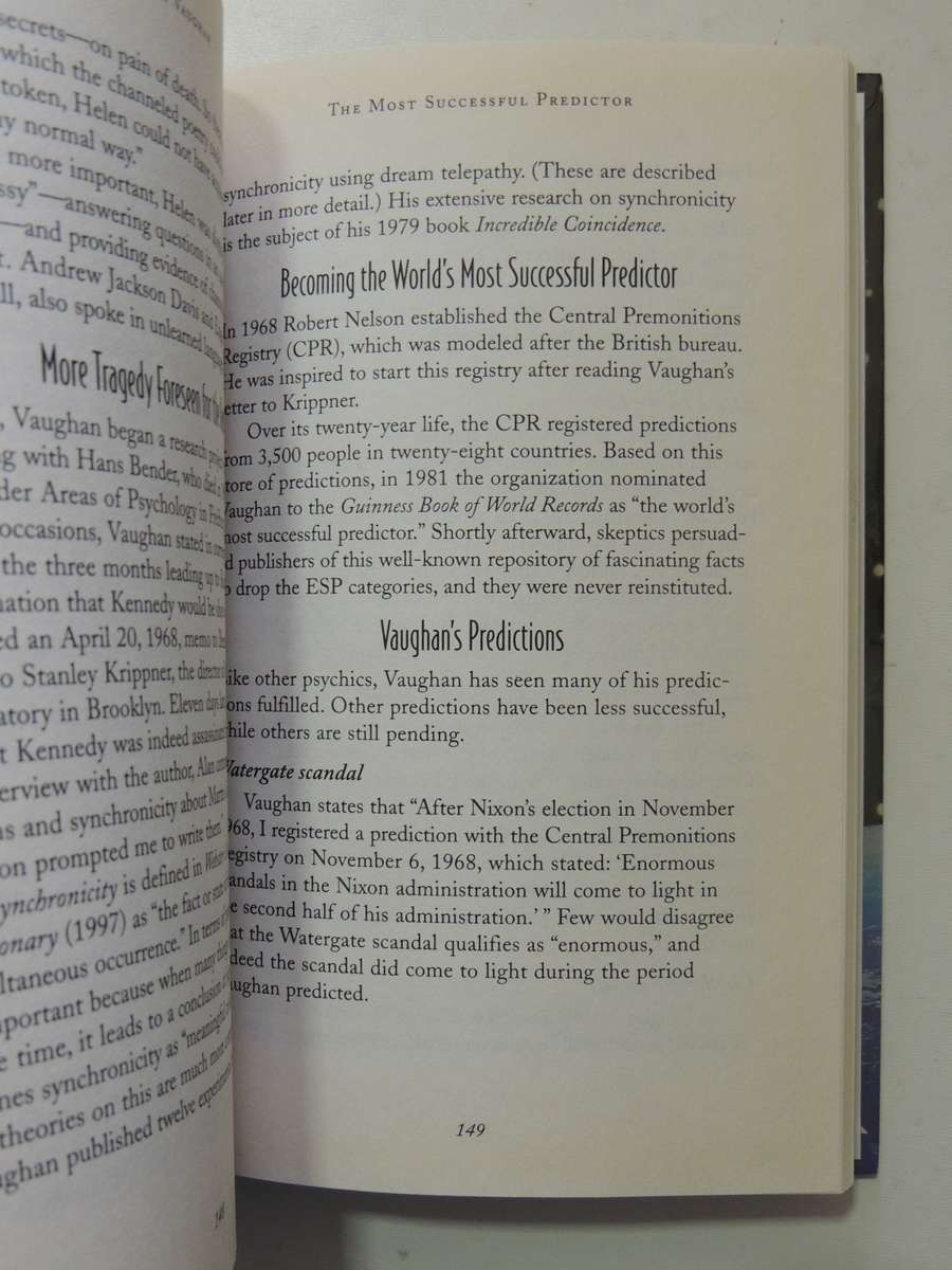 Vision Of Nostradamus And Other Prophets - Donald Wigal Ph.D.