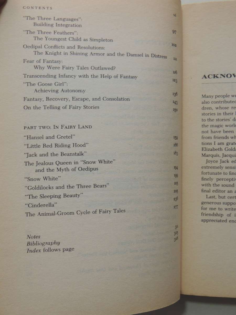 The Uses Of Enchantment: The Meaning And Importance Of Fairy Tales - Bruno Bettelheim