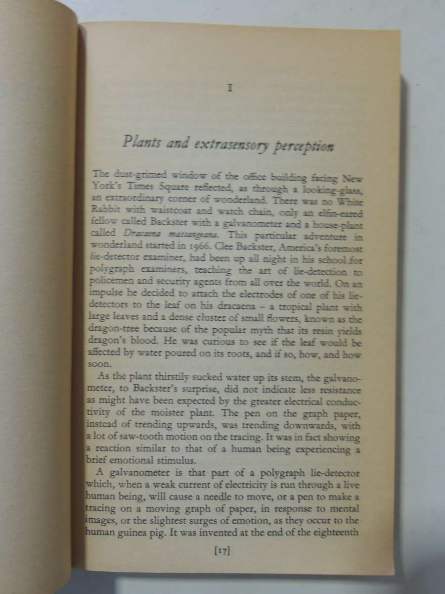 The Secret Life Of Plants - Peter Tompkins & Christopher