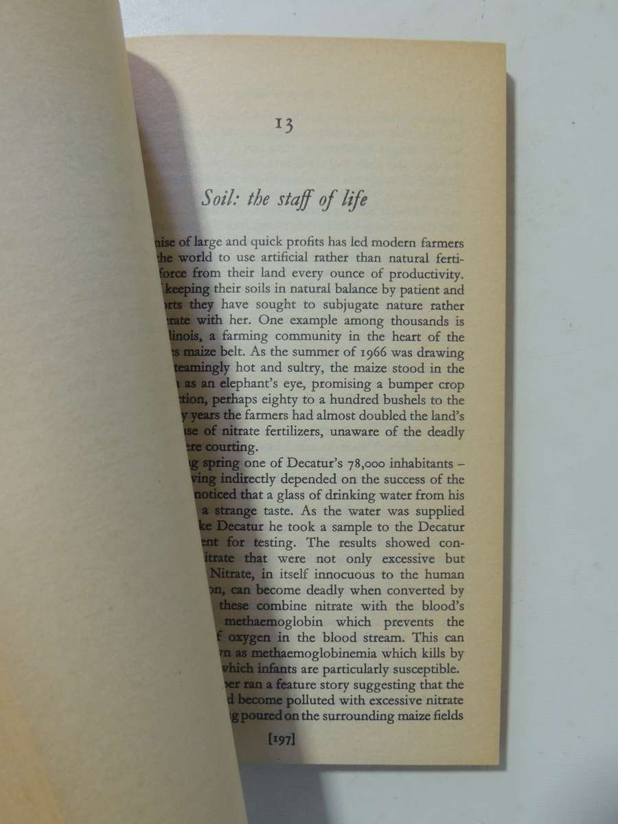 The Secret Life Of Plants - Peter Tompkins & Christopher