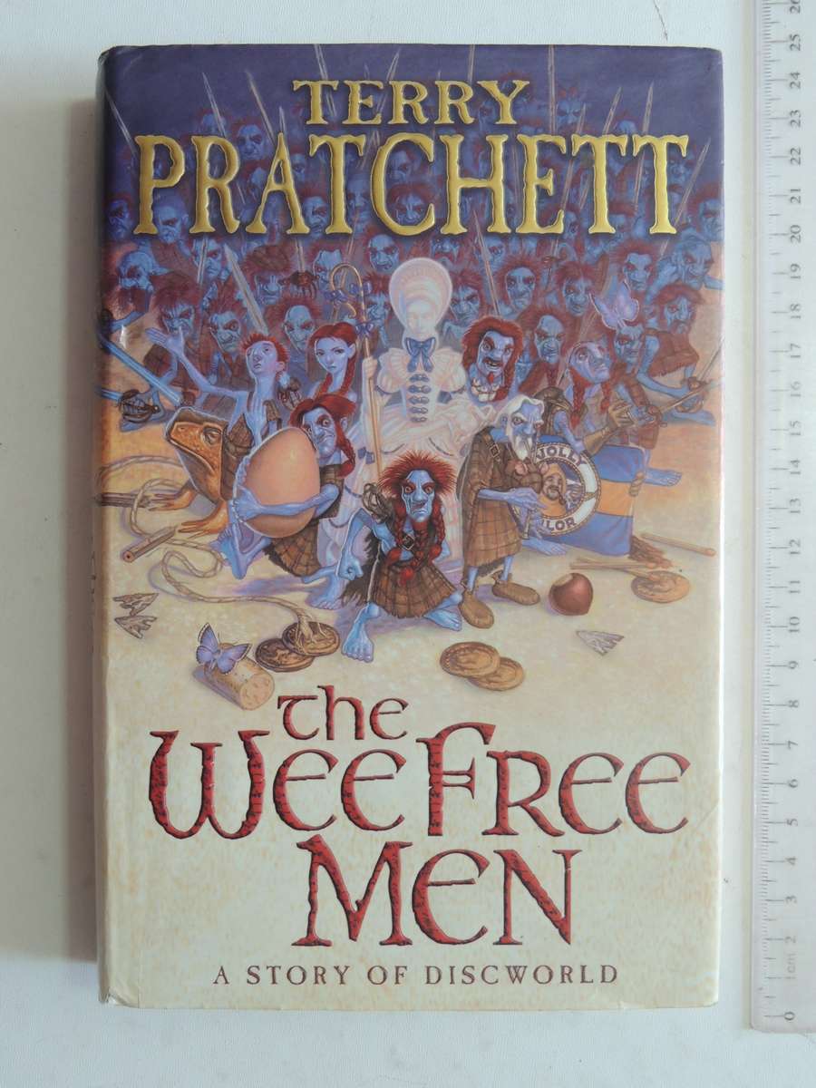 The Wee Free Men - Terry Pratchett   - A Discworld Novel First Edition 2003