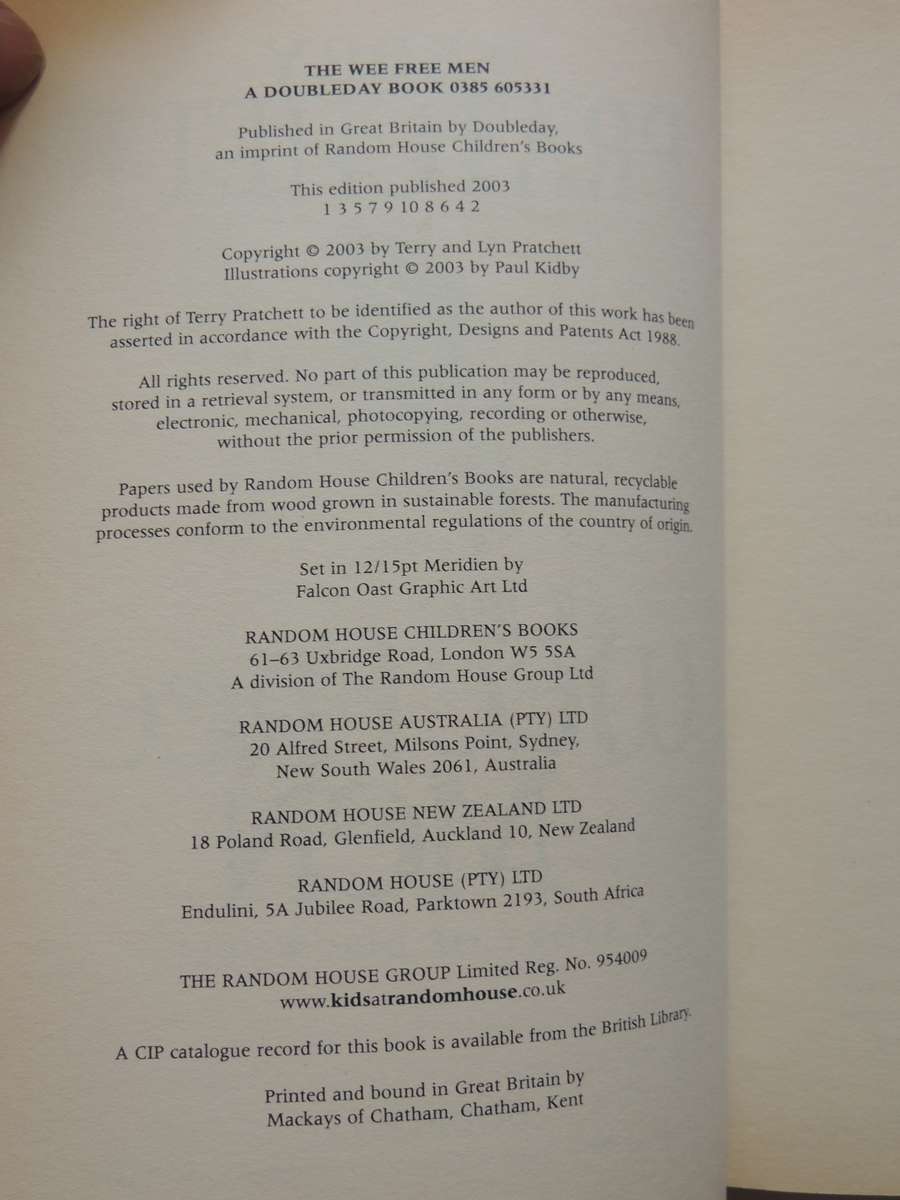 The Wee Free Men - Terry Pratchett   - A Discworld Novel First Edition 2003