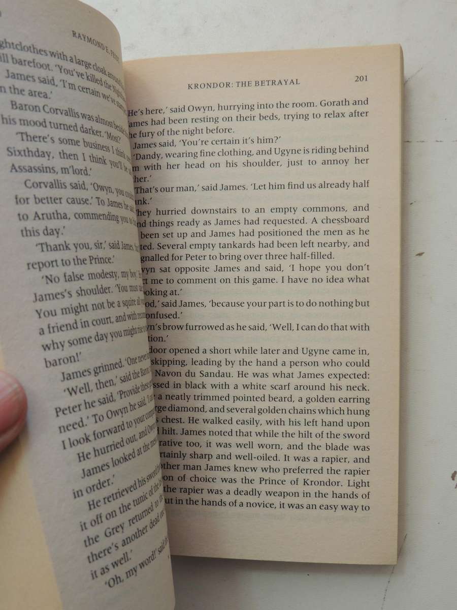 Krondor the Betrayal - Raymond E Feist