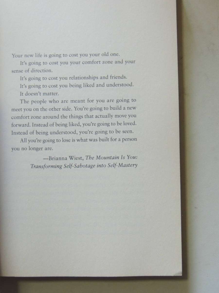 Disruptive Thinking: A Daring Strategy To Change How We Live, Lead, And Love-  T.D. Jakes