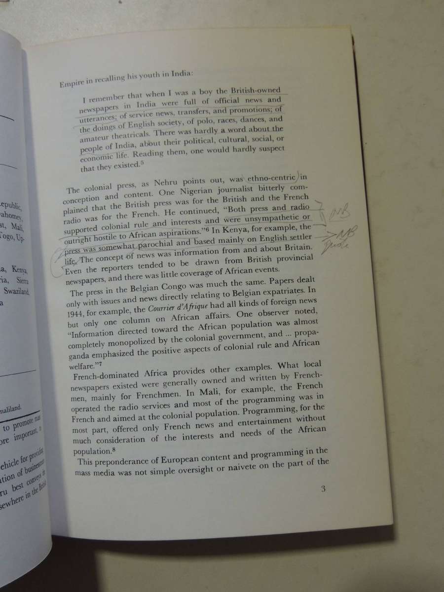 Mass Media In Black Africa - Dennis L. Wilcox