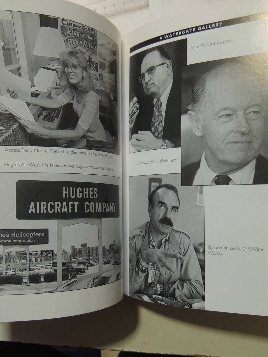 Howard Hughes: The Secret Life - Charles Higham