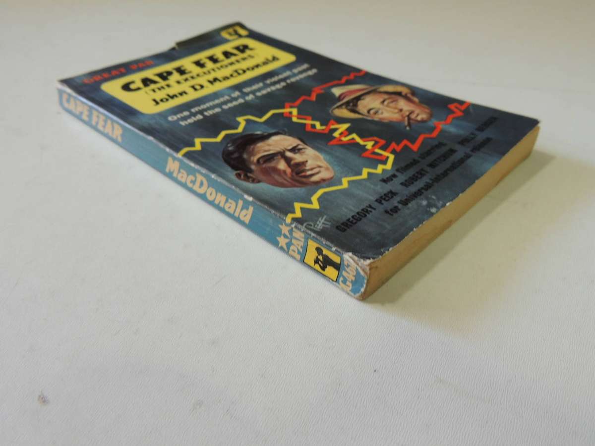 Cape Fear (The Executioners) [1st Pan Edition 3rd Printing 1962] - John D. MacDonald