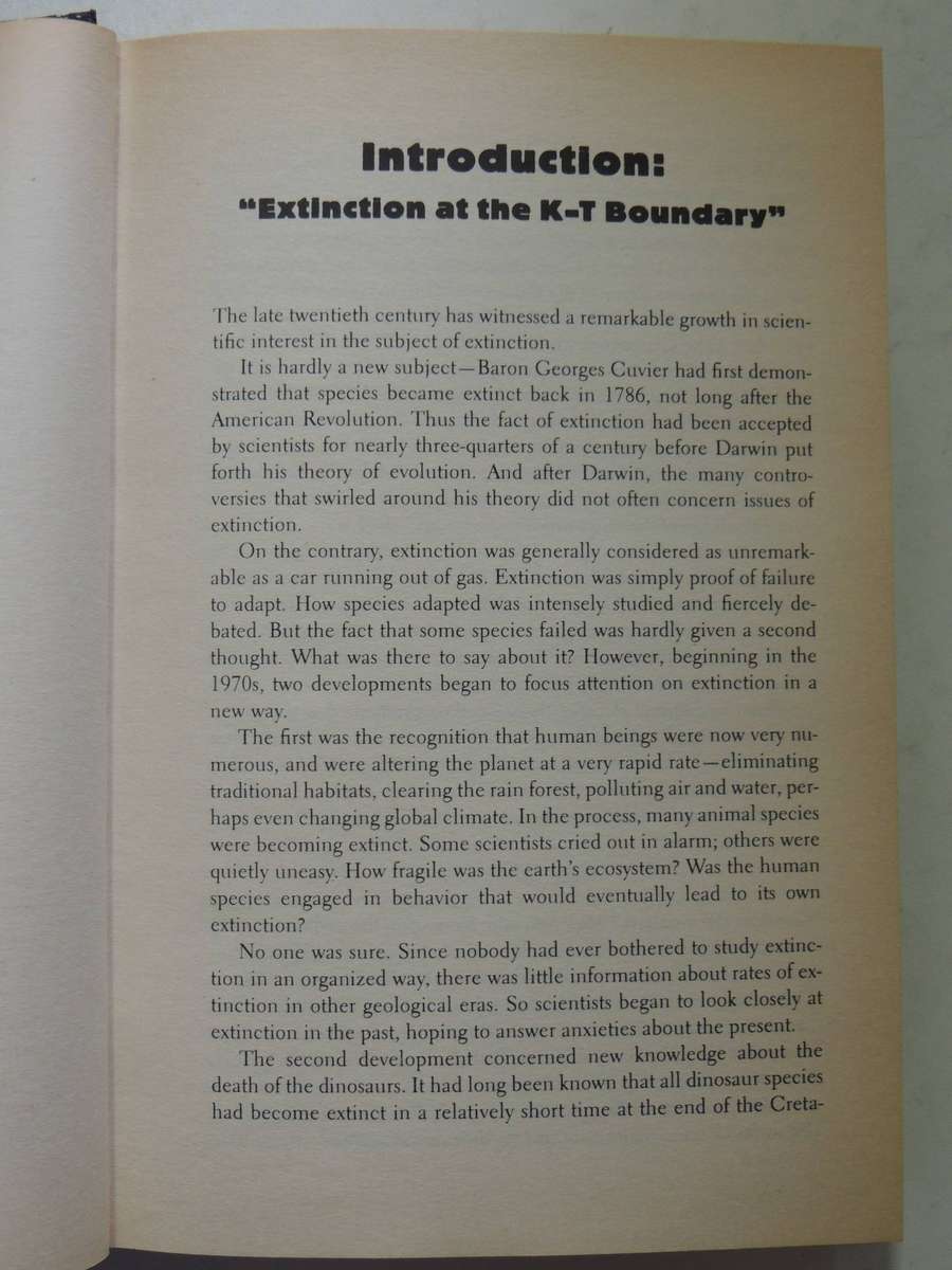 The Lost World -  Michael Crichton     (1st UK Edition 1996)