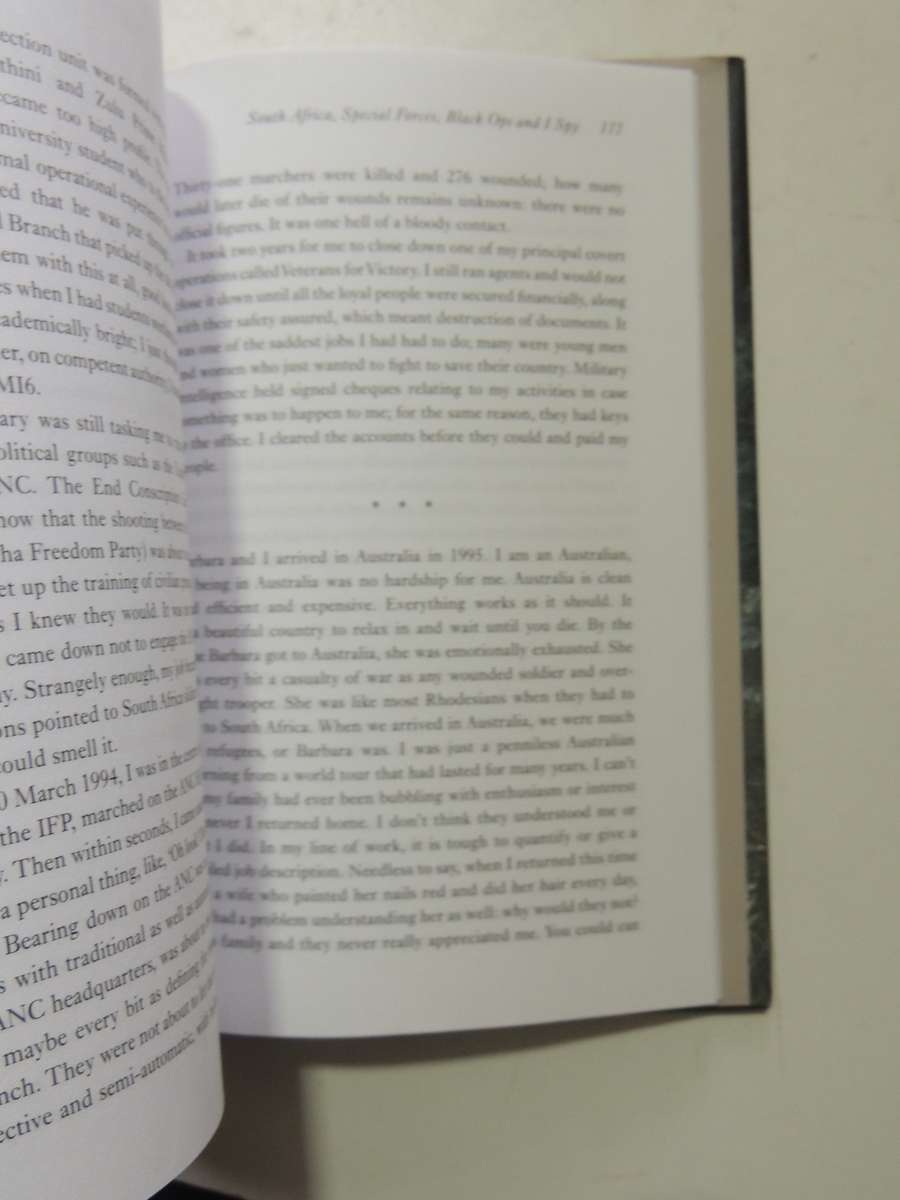 Special Forces Operator: Serving With The SAS And MRF  - Robert W Brown