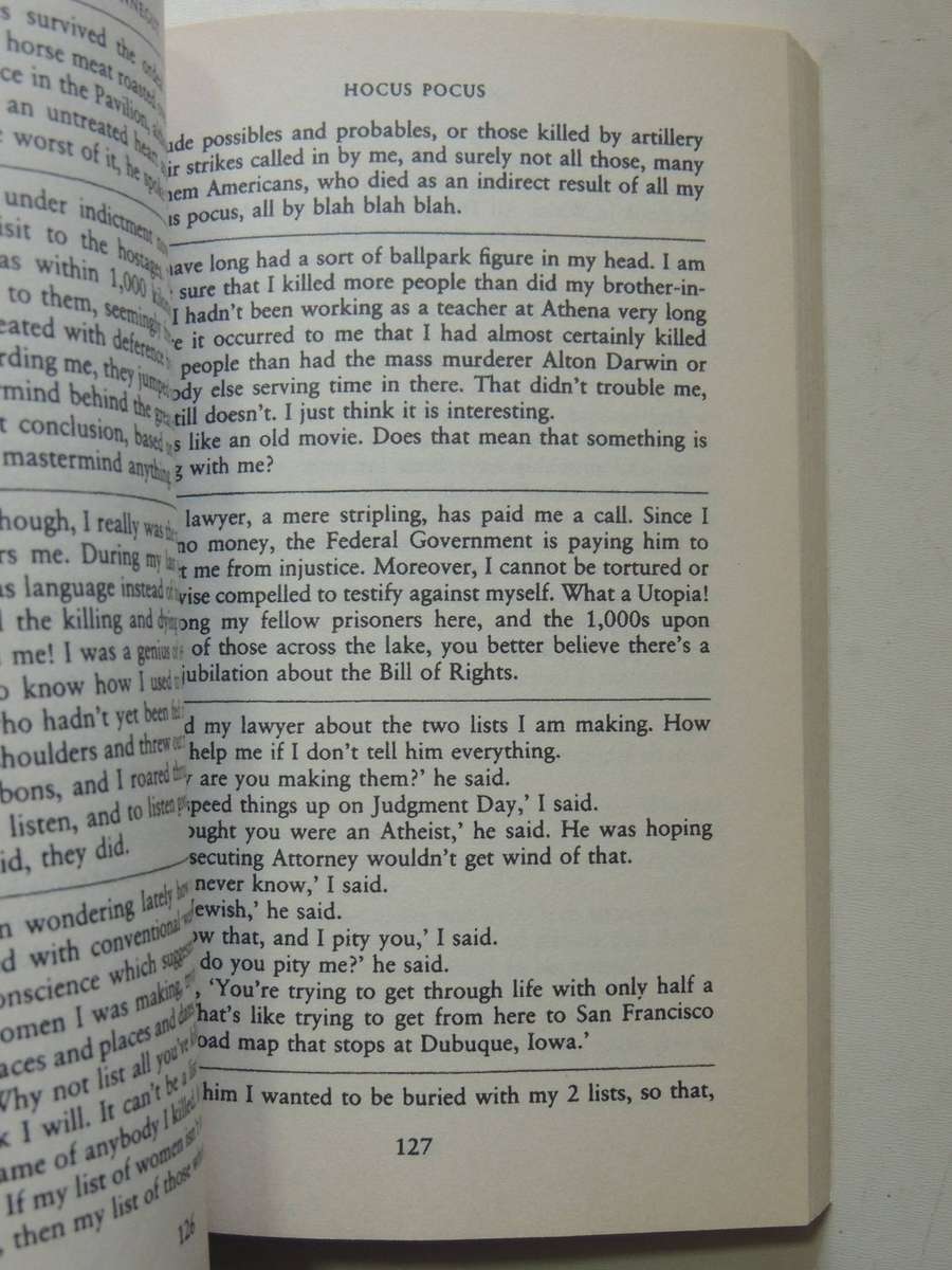 Hocus Pocus - Kurt Vonnegut