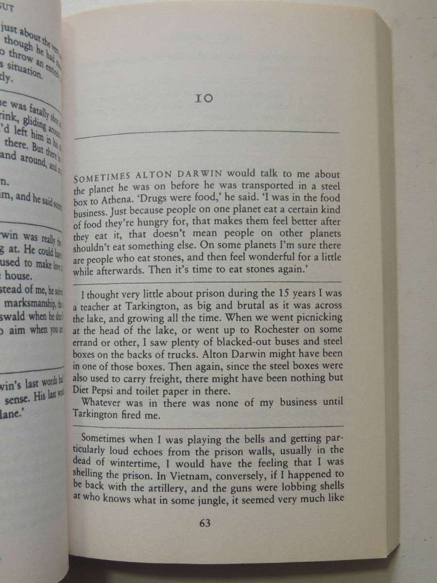 Hocus Pocus - Kurt Vonnegut