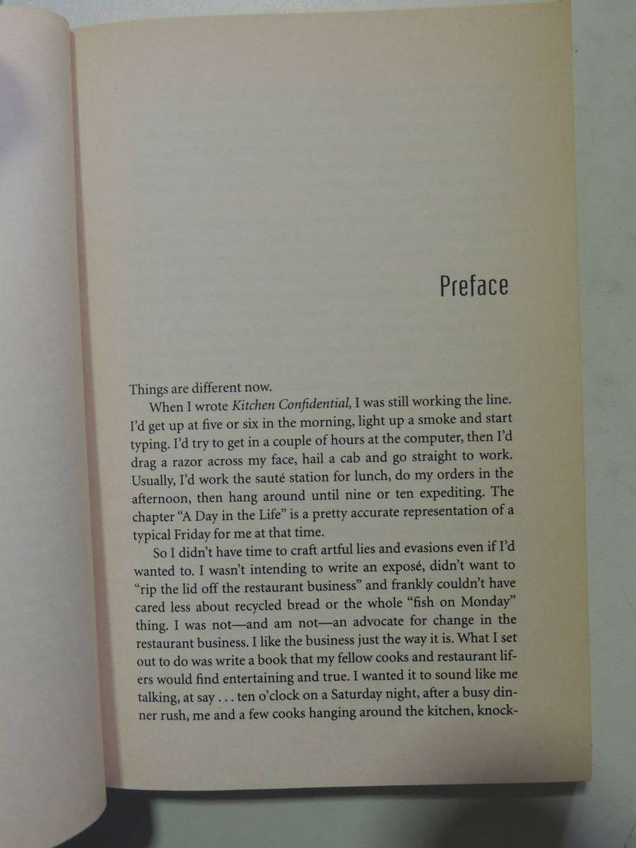 Kitchen Confidential: Adventures In The Culinary Underbelly - Anthony Bourdain