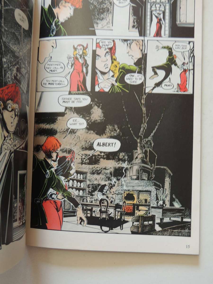 Mort: A Discworld Big Comic (1st Edition 1994) -  Terry Pratchett