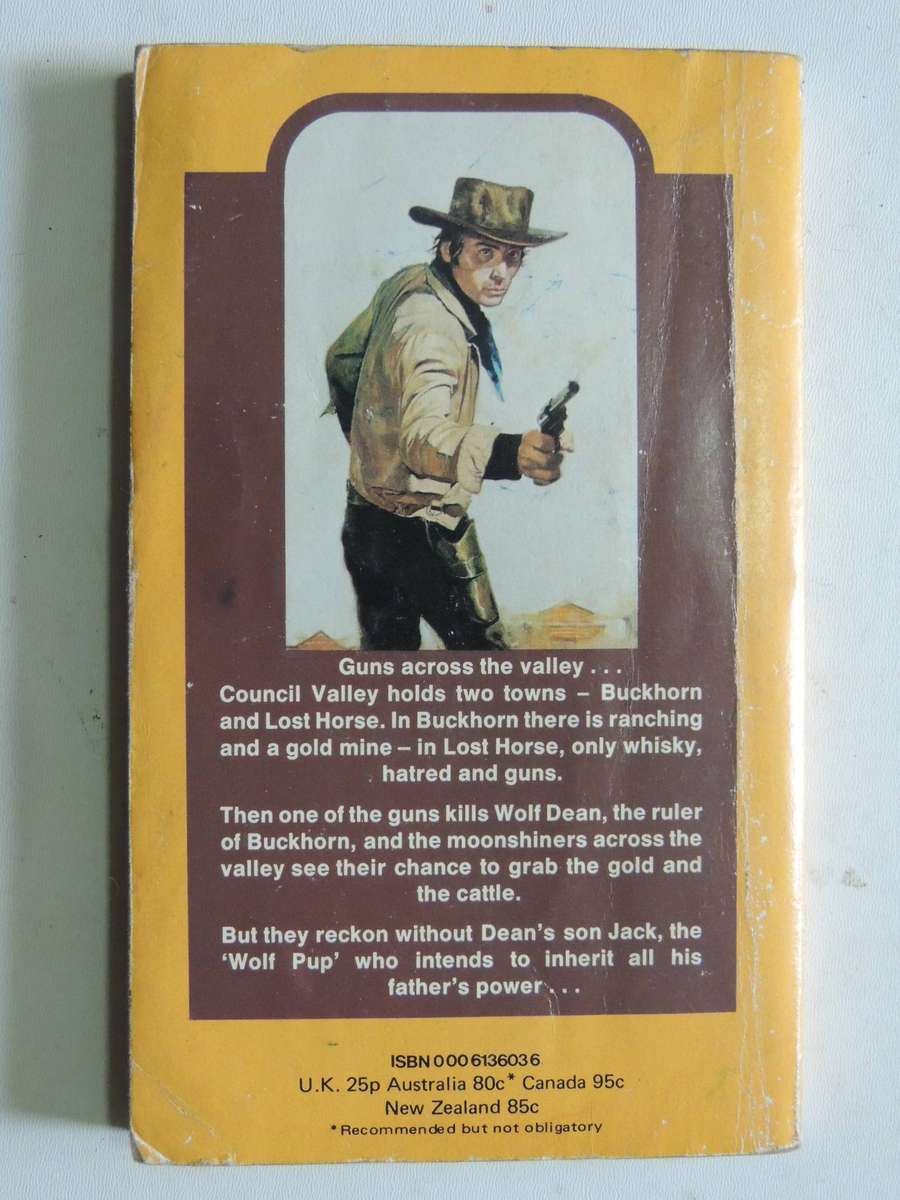 Straws In The Wind - W.C. Tuttle