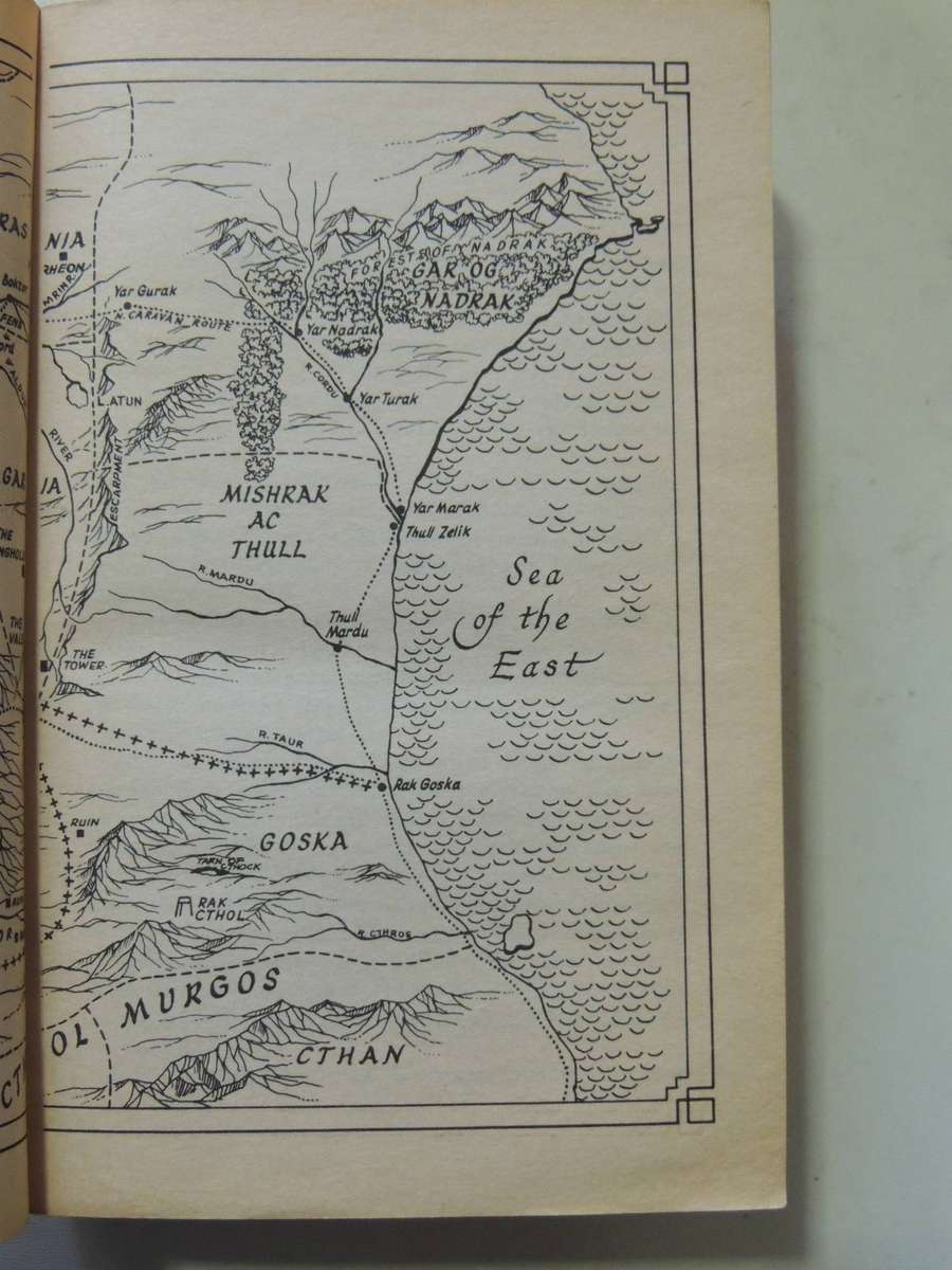 Belgarath the Sorcerer, the Prequel to Belgariad - David Eddings