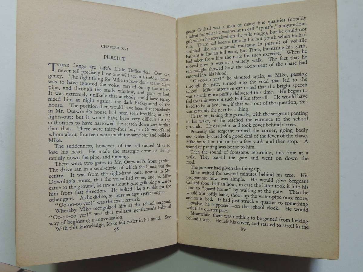 Mike And Psmith - P.G. Wodehouse