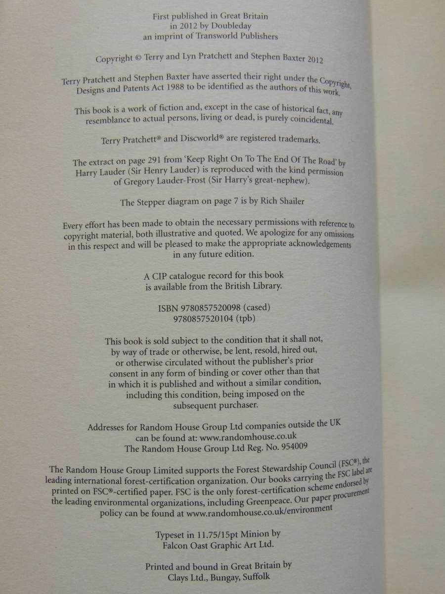 The Long Earth - Terry Pratchett, Stephen Baxter - FIRST EDITION 2012