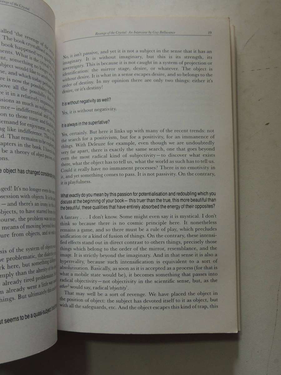 Revenge Of The Crystal: Selected Writings On The Modern Object & Its Destiny, 1968-83Jean Baudrilla