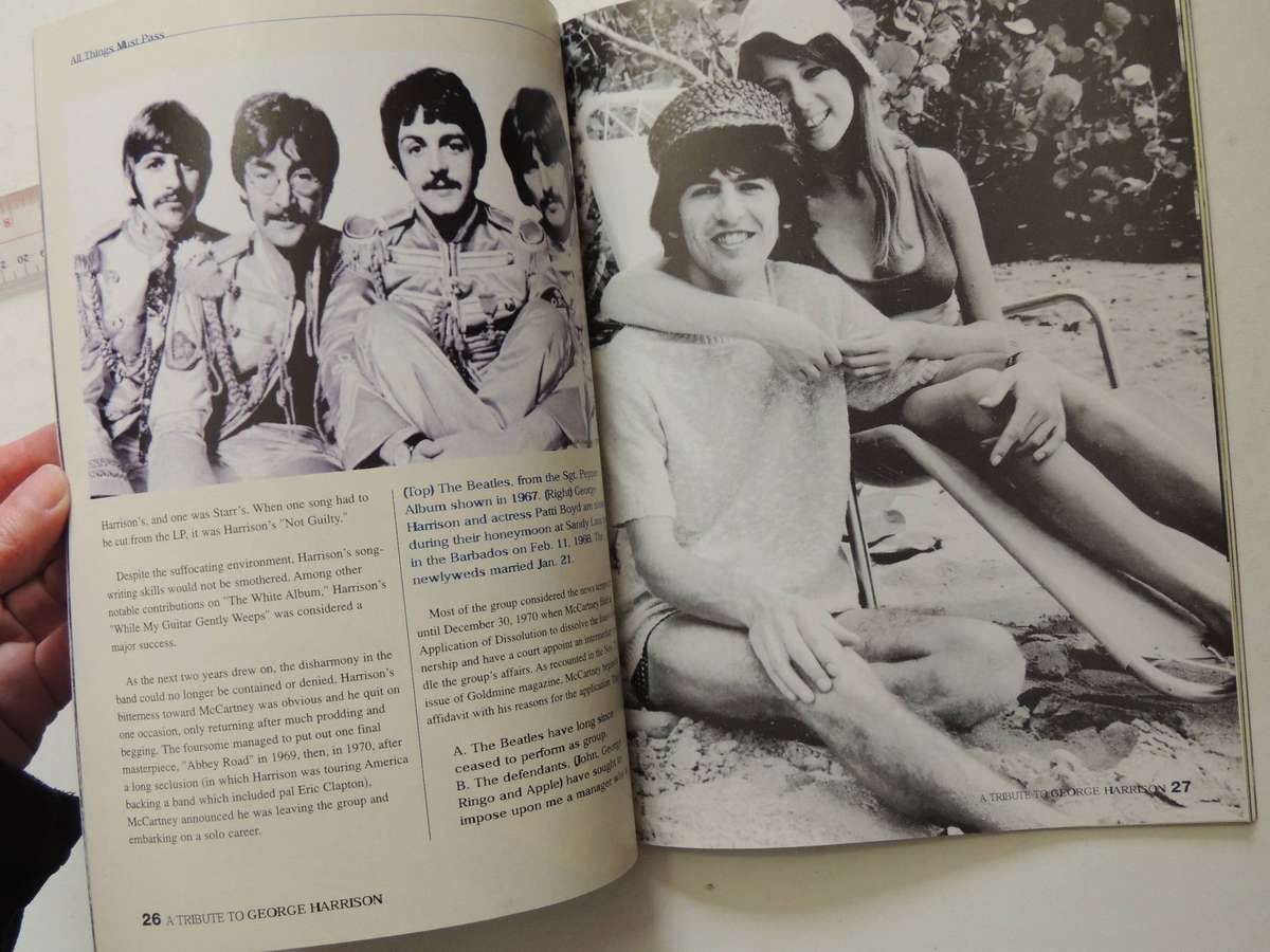 Gold Collectors Series: A Tribute To George Harrison(Magazine)