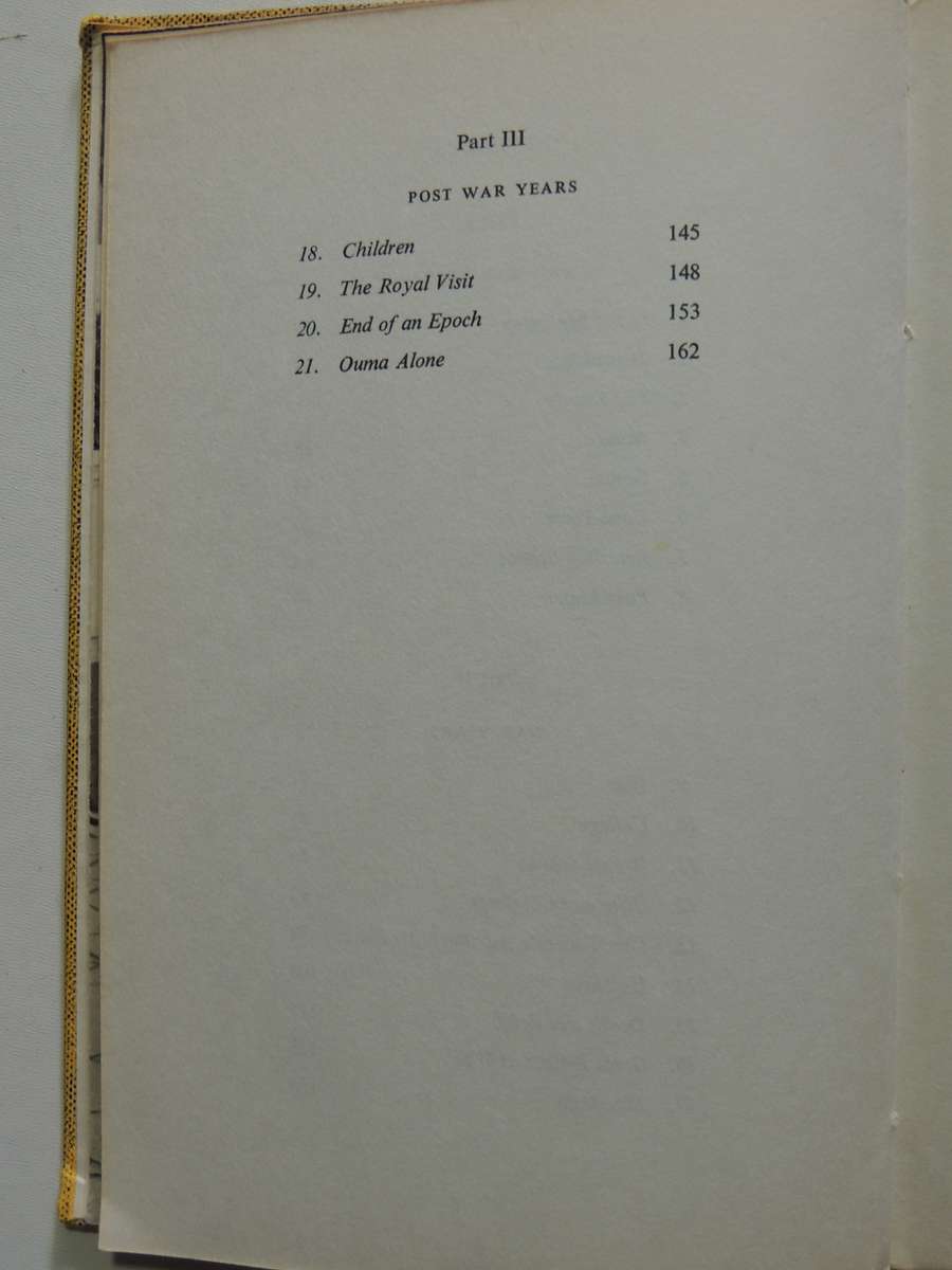 I Lived In His Shadow: My Life With General Smuts - Kathleen Mincher