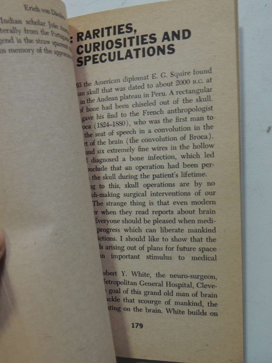The Gold Of The Gods - Erich Von Daniken