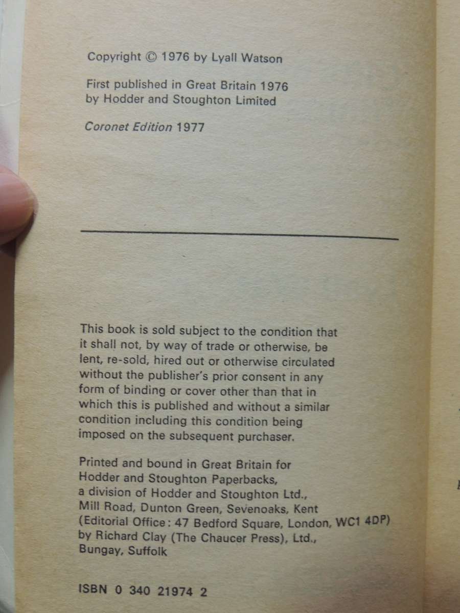 Gifts Of Unknown Things - Lyall Watson