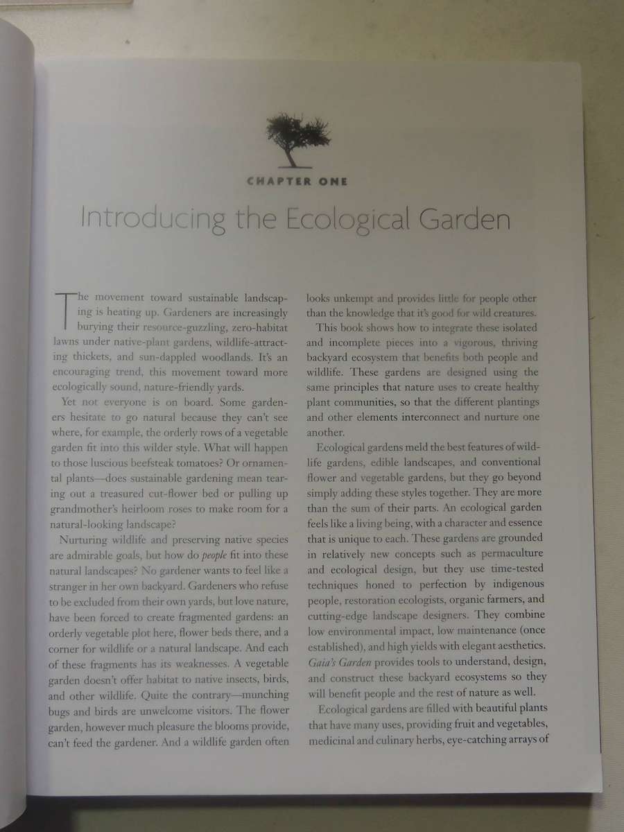 Gaia's Garden: A Guide To Home-Scale Permaculture (Second Edition) - Toby Hemenway
