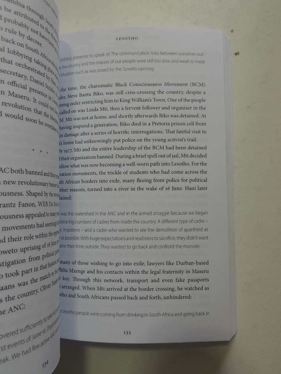 Hani - A Life Too Short - Janet Smith & Beauregard Tromp