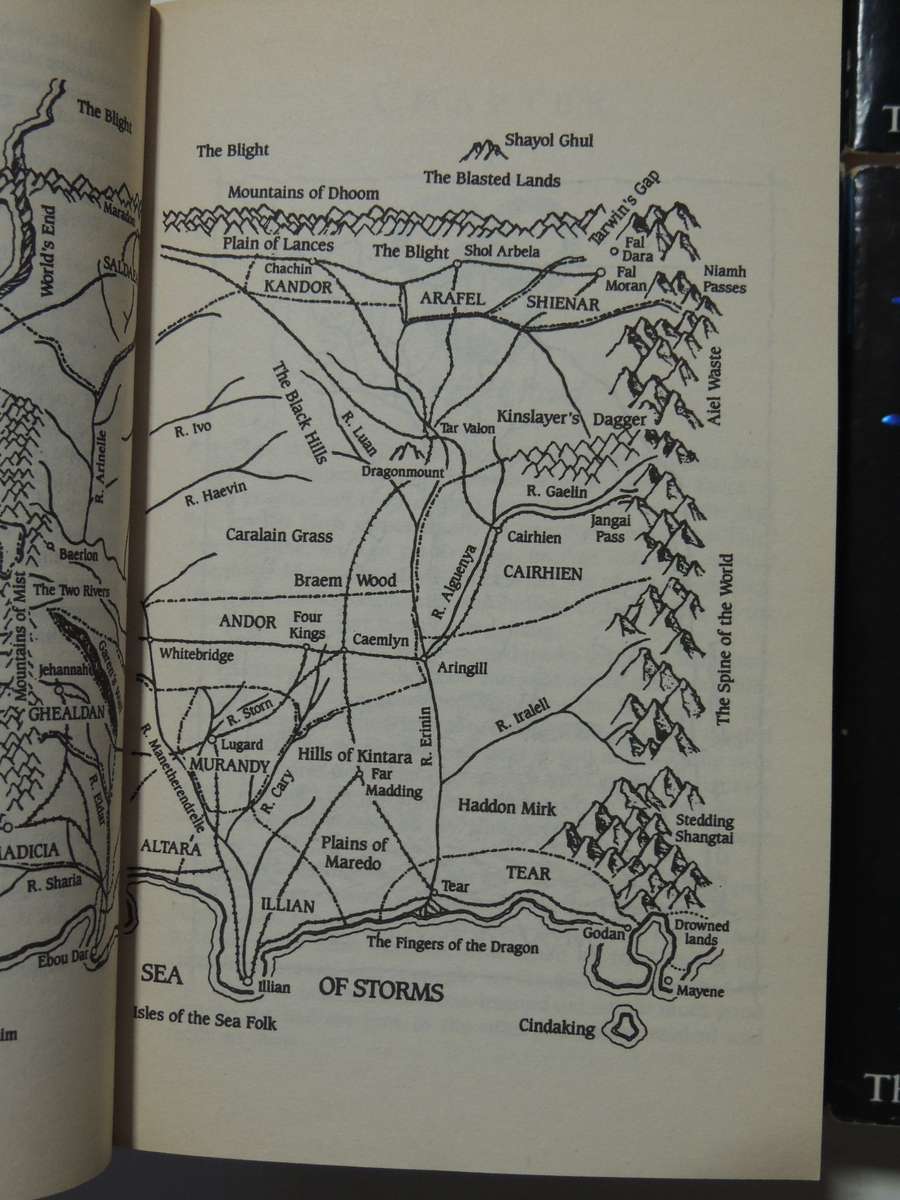 The Wheel of Time, Vol 1 - 7 - Robert Jordan