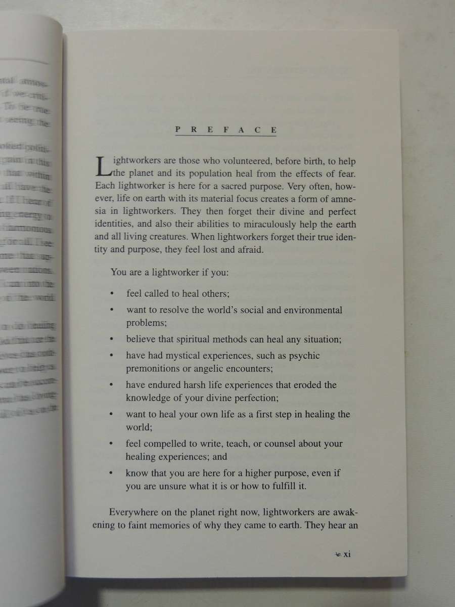 The Lightworker's Way: Awakening Your Spiritual Power To Know And Heal - Doreen Virtue, Ph.D.